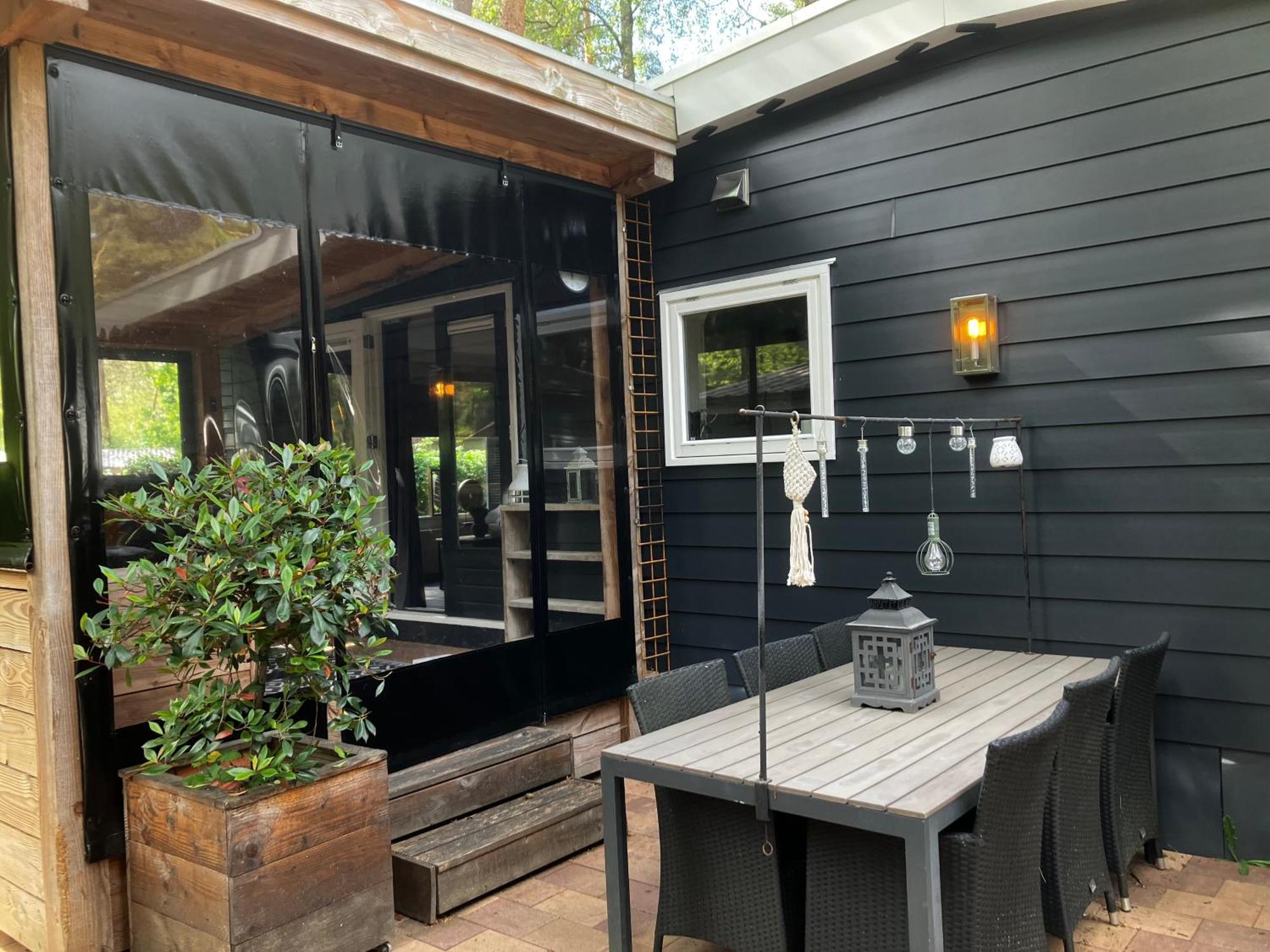 Chalet Bosrijk Midden In De Natuur-Eten&Drinken-Activiteiten-Ontspanning-En Nog Veel Meer Hoenderloo Esterno foto